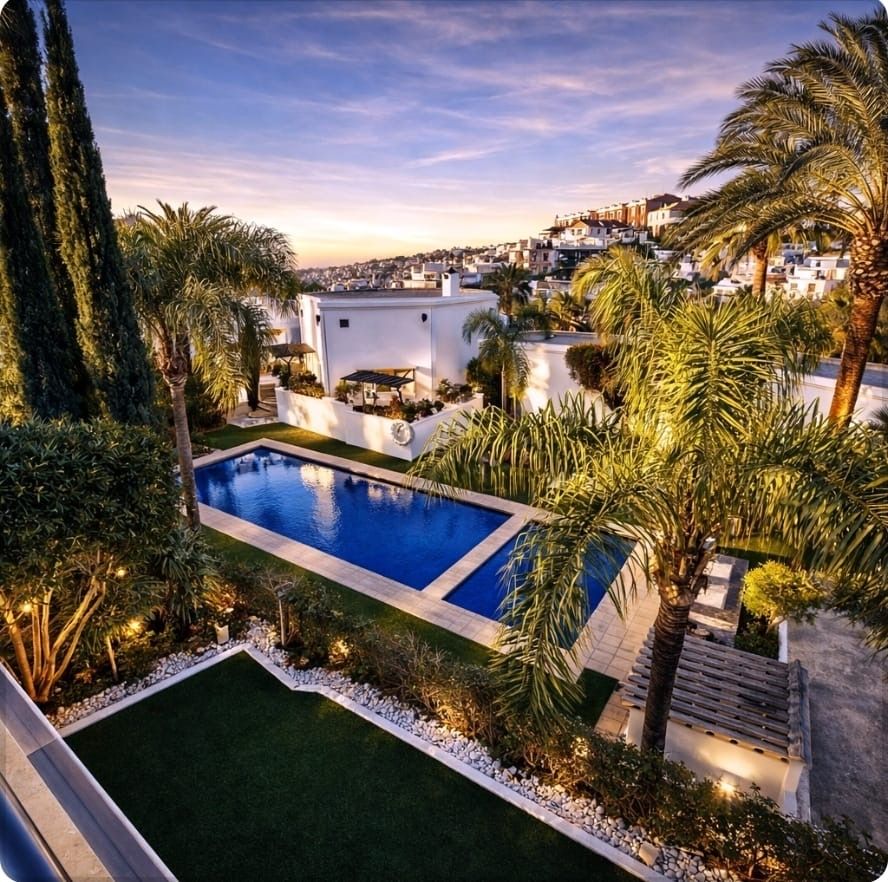Nueva Milla de Oro, Estepona